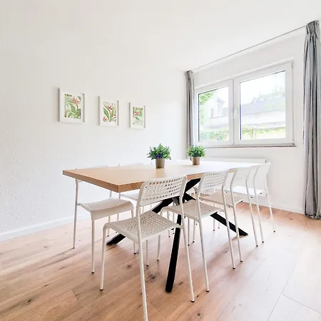 Tolstov - 4 Mit Terrasse - 25 Min Zur Messe Dus Lägenhet