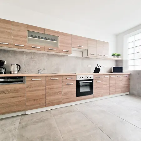 Tolstov - 4 Mit Terrasse - 25 Min Zur Messe Dus Lägenhet *