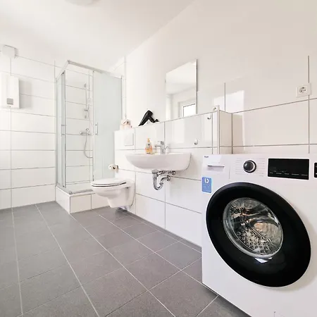 Tolstov - 4 Mit Terrasse - 25 Min Zur Messe Dus Lägenhet *