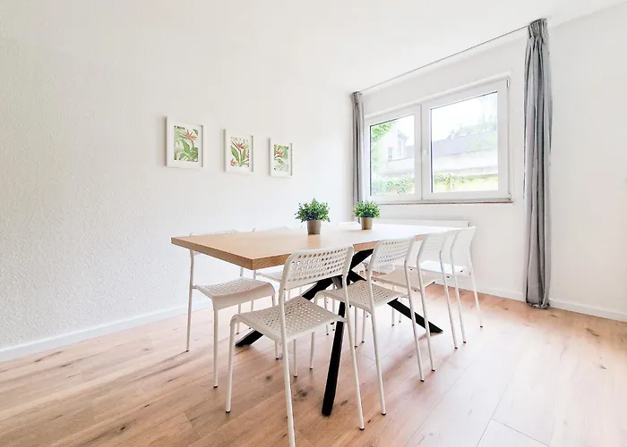 Tolstov - 4 Mit Terrasse - 25 Min Zur Messe Dus アパート