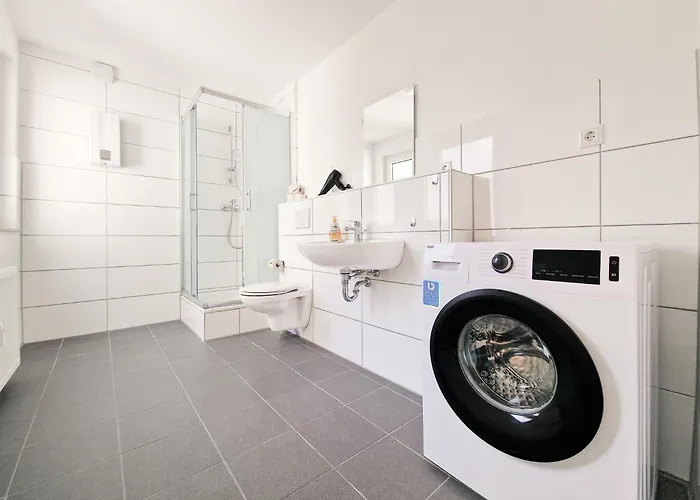 Tolstov - 4 Mit Terrasse - 25 Min Zur Messe Dus アパート *